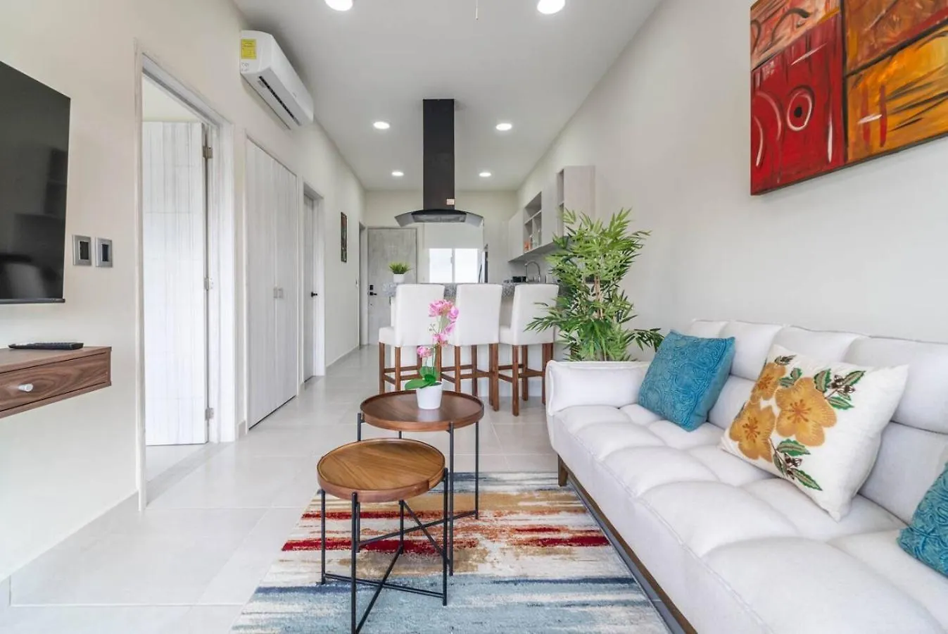 Holiday home Stylish 2 Bedroom Condo With Balcony, Rooftop Pool, Hottub Playa del Carmen